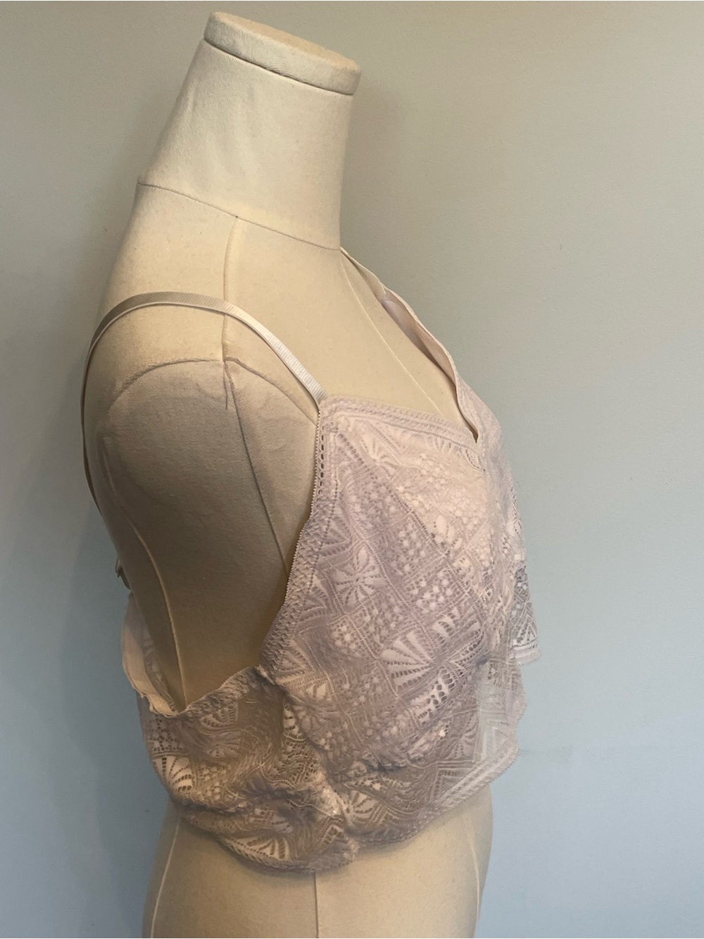 Nautica White Lace Crochet Camisole with Metal Logo - Picture 7 of 10